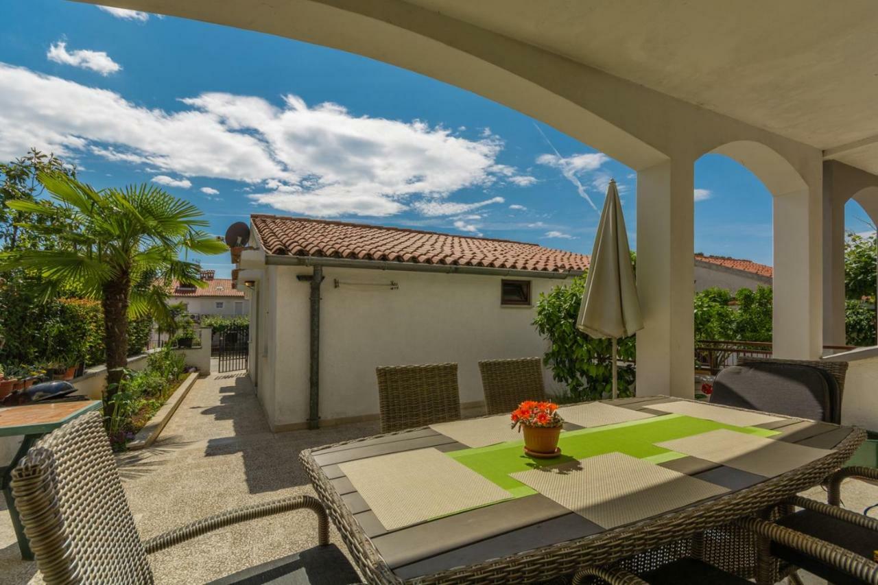 Apartments Radmila Пореч Экстерьер фото